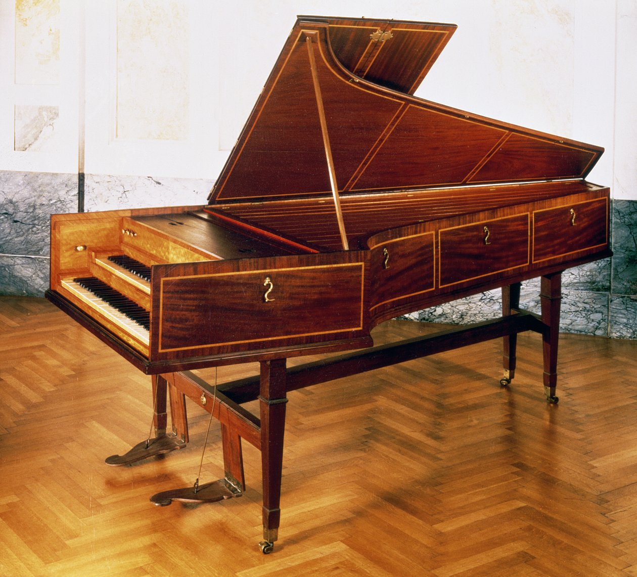 属于Franz Joseph Haydn的大键琴（1732-1809） 作者 奥地利学派
