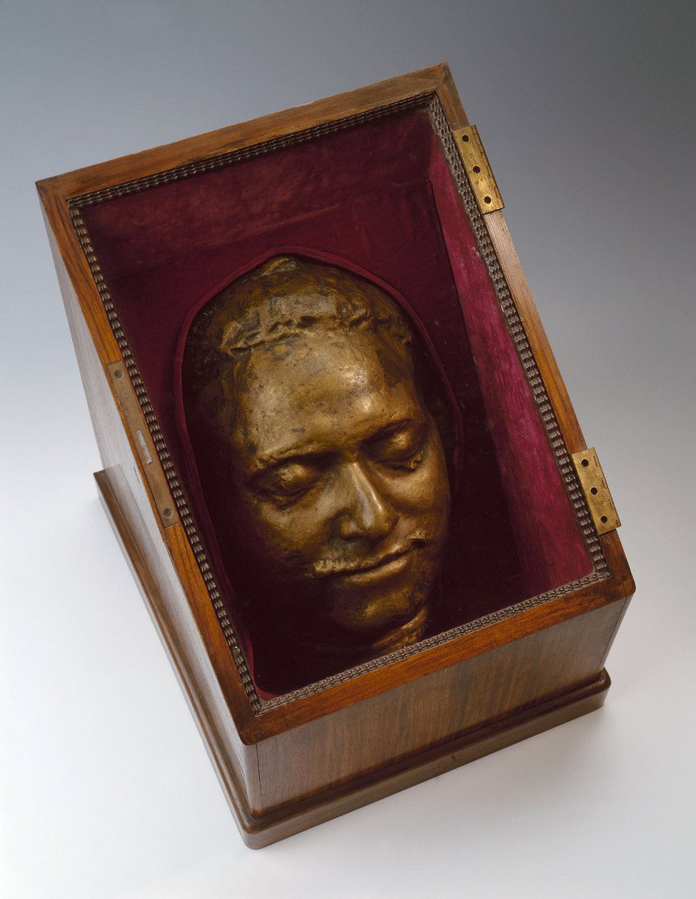 彼得大帝 - 彼得一世的死亡面具 - Bartolomeo Carlo Rastrelli (1675-1744) 的作品 作者 巴托洛梅奥·卡罗·孔戴·拉斯特雷利
