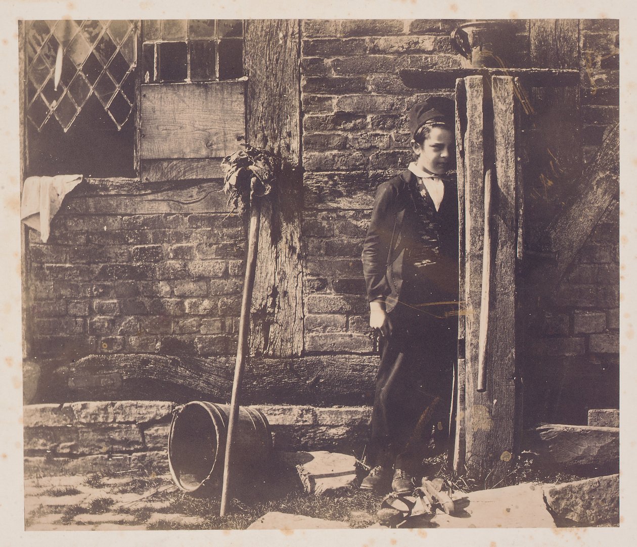 沃尔特·张伯伦（Walter Chamberlain）躲在Bredicot泵后，1850年代中期 作者 本杰明·布雷克内尔·特纳