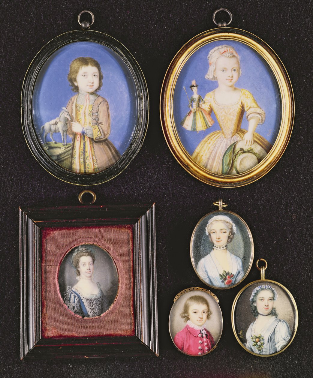 肖像缩图。 L到R和T到B：Richard Whitmore by Bernard Lens（1682-1740）;凯瑟琳惠特莫尔（Bernard Lens）（1682-1740）;塞缪尔芬尼女王夏洛特（1718-98）;托马斯的未知男孩 作者 伯纳德·伦斯