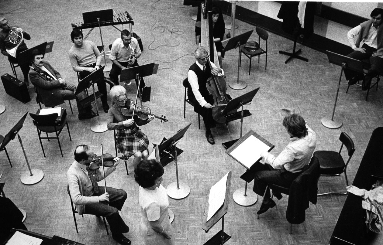 吉尔伯特-艾米 作者 