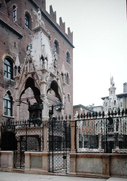 Mastino II Della Scala的丧葬纪念碑（1308-51） 作者 Bonino da Campione