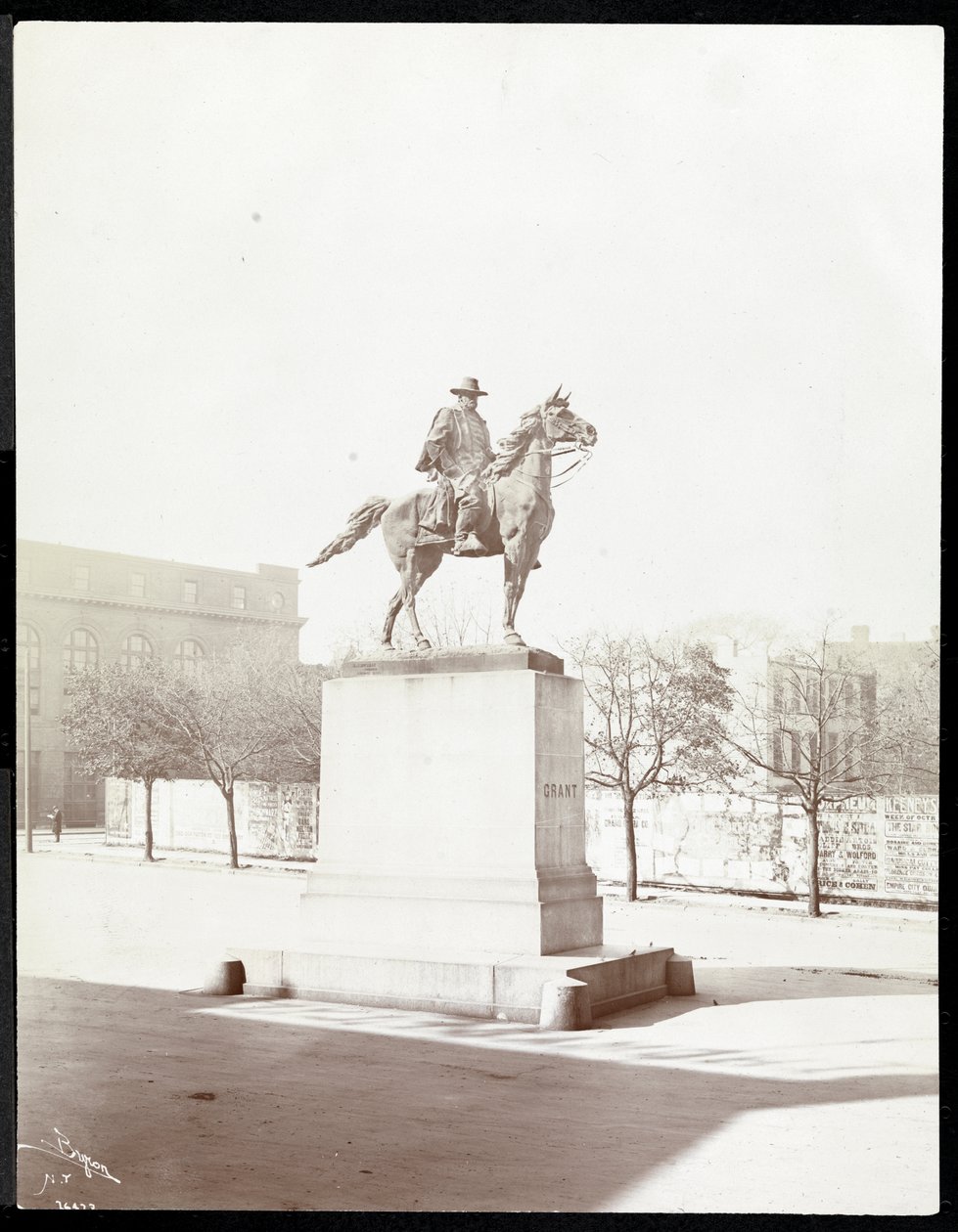 1908年纽约布鲁克林将军尤利西斯辛普森格兰特骑士雕像（银色明胶印刷） 作者 拜伦公司