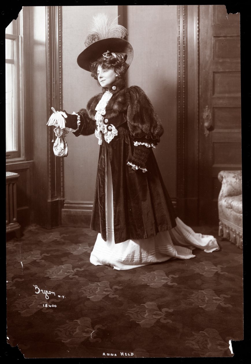 Anna Held，1904年（银色明胶印刷） 作者 拜伦公司