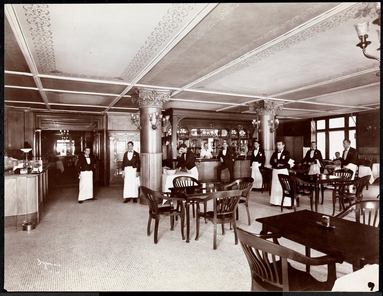 Hotel Majestic酒店的咖啡厅，1902年（银色明胶印刷） 作者 拜伦公司
