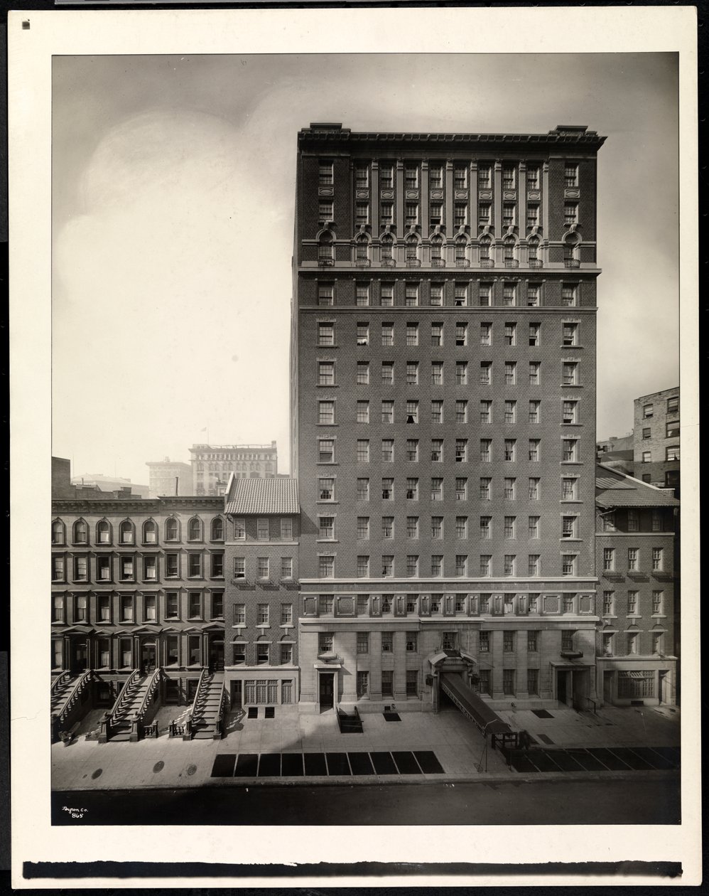 Hotel La Salle，纽约东60街30号，1920年（银色明胶印刷） 作者 拜伦公司