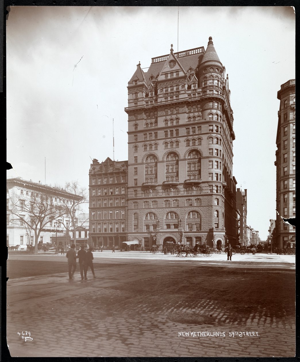 The New Netherland Hotel，5th Avenue and 59th Street，New York，1898（silver gelatin print） 作者 拜伦公司