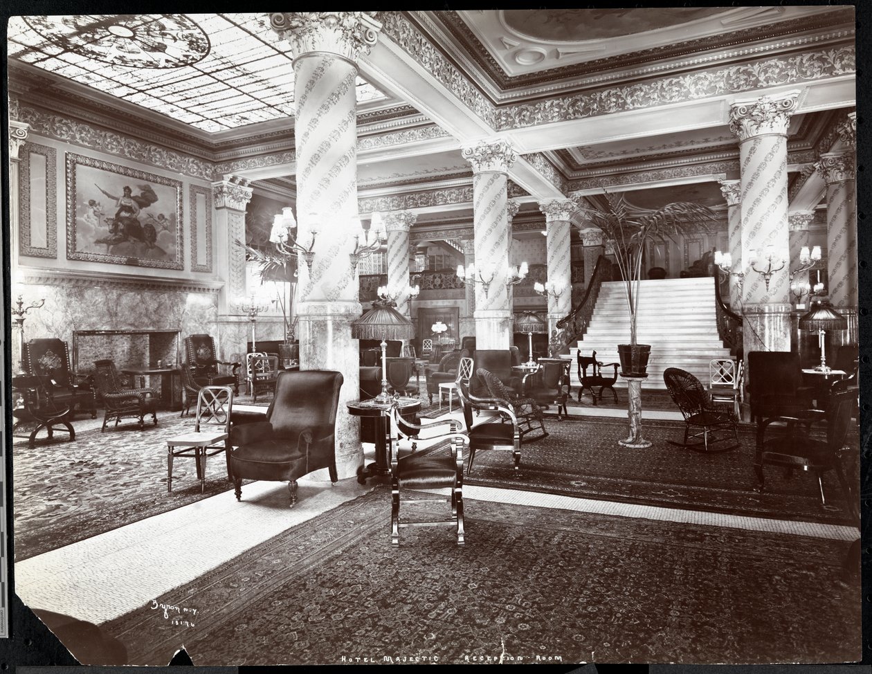 Hotel Majestic酒店的接待室，1902年（银色明胶印刷） 作者 拜伦公司