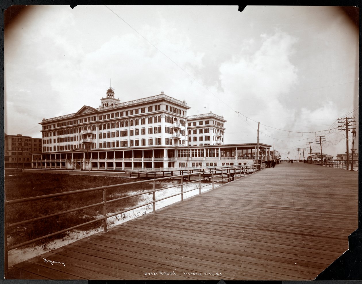 Hotel Rudolf，大西洋城，新泽西州，1908年（银色明胶印刷） 作者 拜伦公司