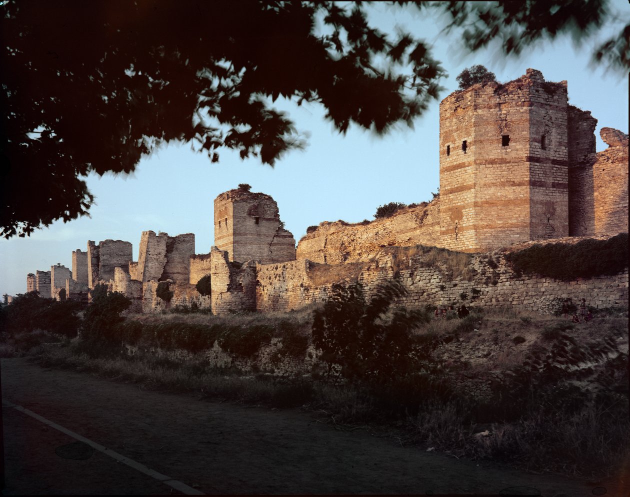 Theodosian Wall，建于公元412-22年狄奥多西二世统治时期（408-50） 作者 拜占庭