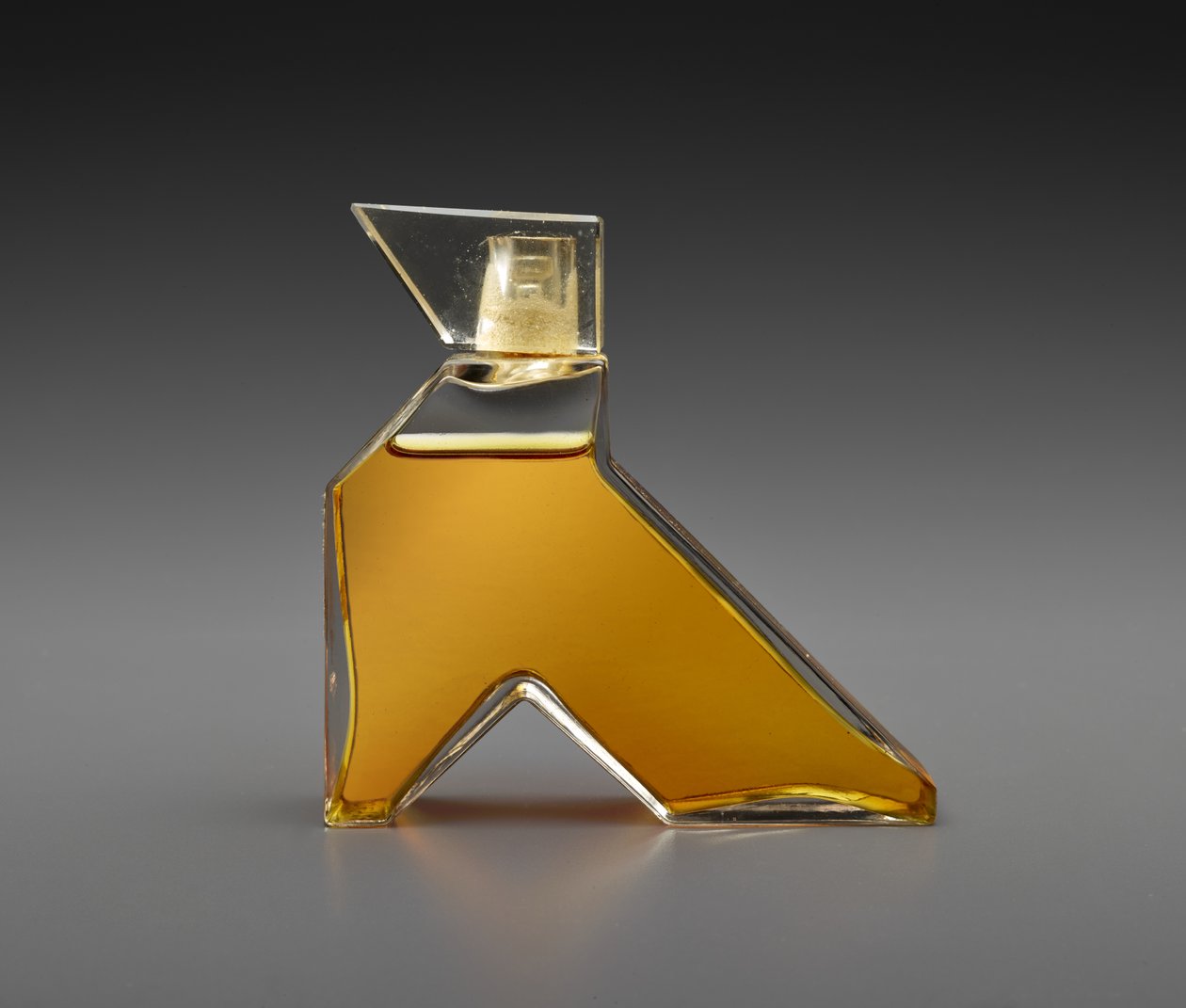 Le Dieu du Jour，约1930年（玻璃和搪瓷） 作者 卡洛特·苏尔斯（Callot Soeurs）
