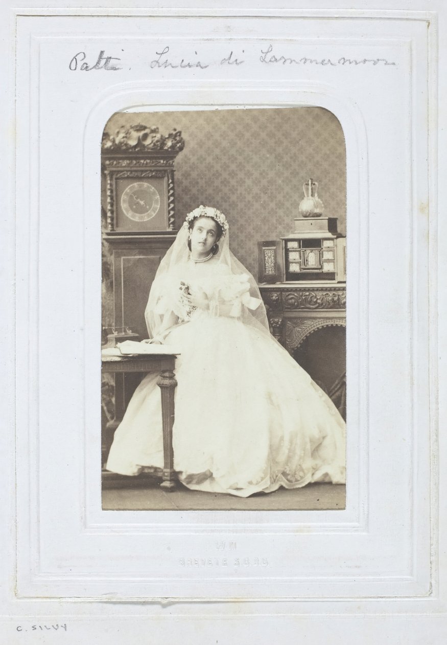 阿德利娜-帕蒂，1860-69。 作者 卡米尔·西尔维（Camille Silvy）