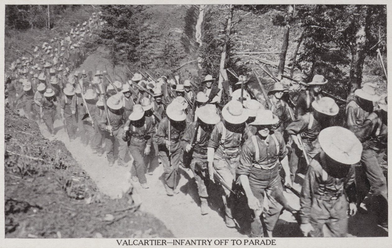 Val Cartier-1915年步兵阅兵式（黑白照片） 作者 加拿大摄影师
