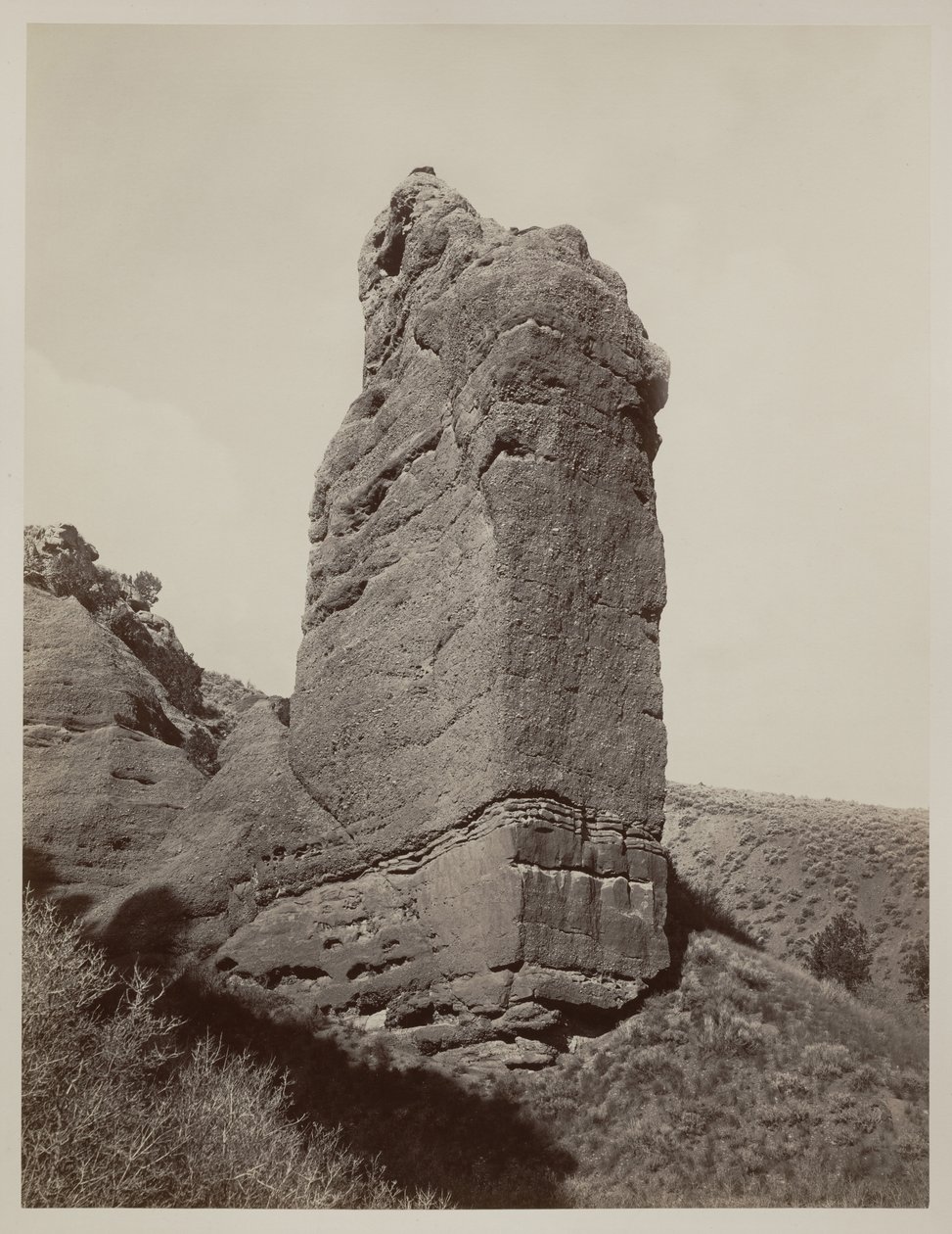前哨岩石，犹他州回声峡谷，1873-74年 作者 卡尔顿·沃特金斯