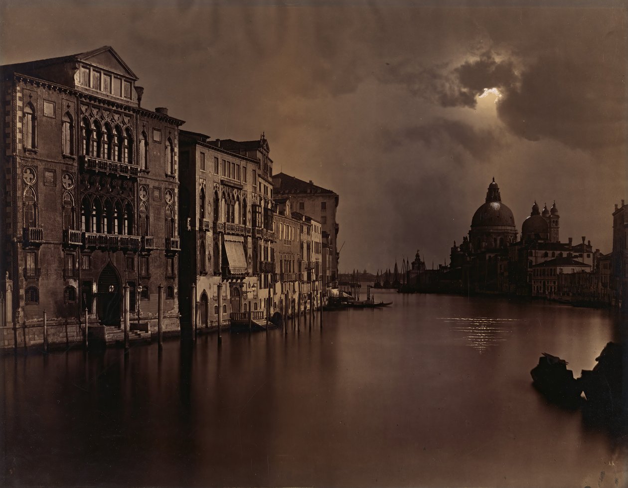 [威尼斯大运河夜景]，约1875年。 作者 卡洛·纳亚（Carlo Naya）