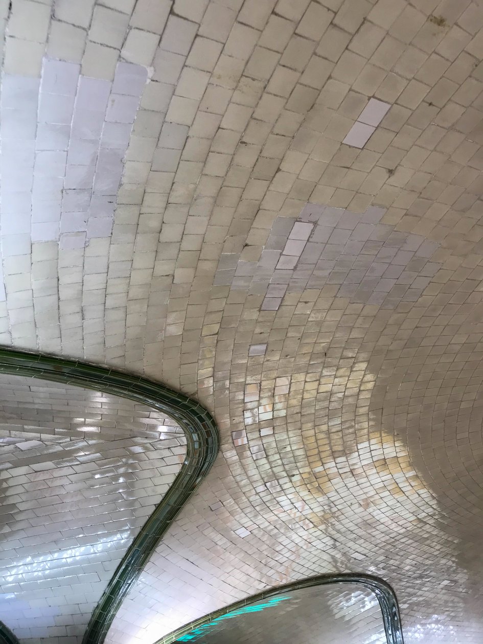 构图 - 建筑 - 细节，2019 (照片) 作者 塞西尔·贾梅特