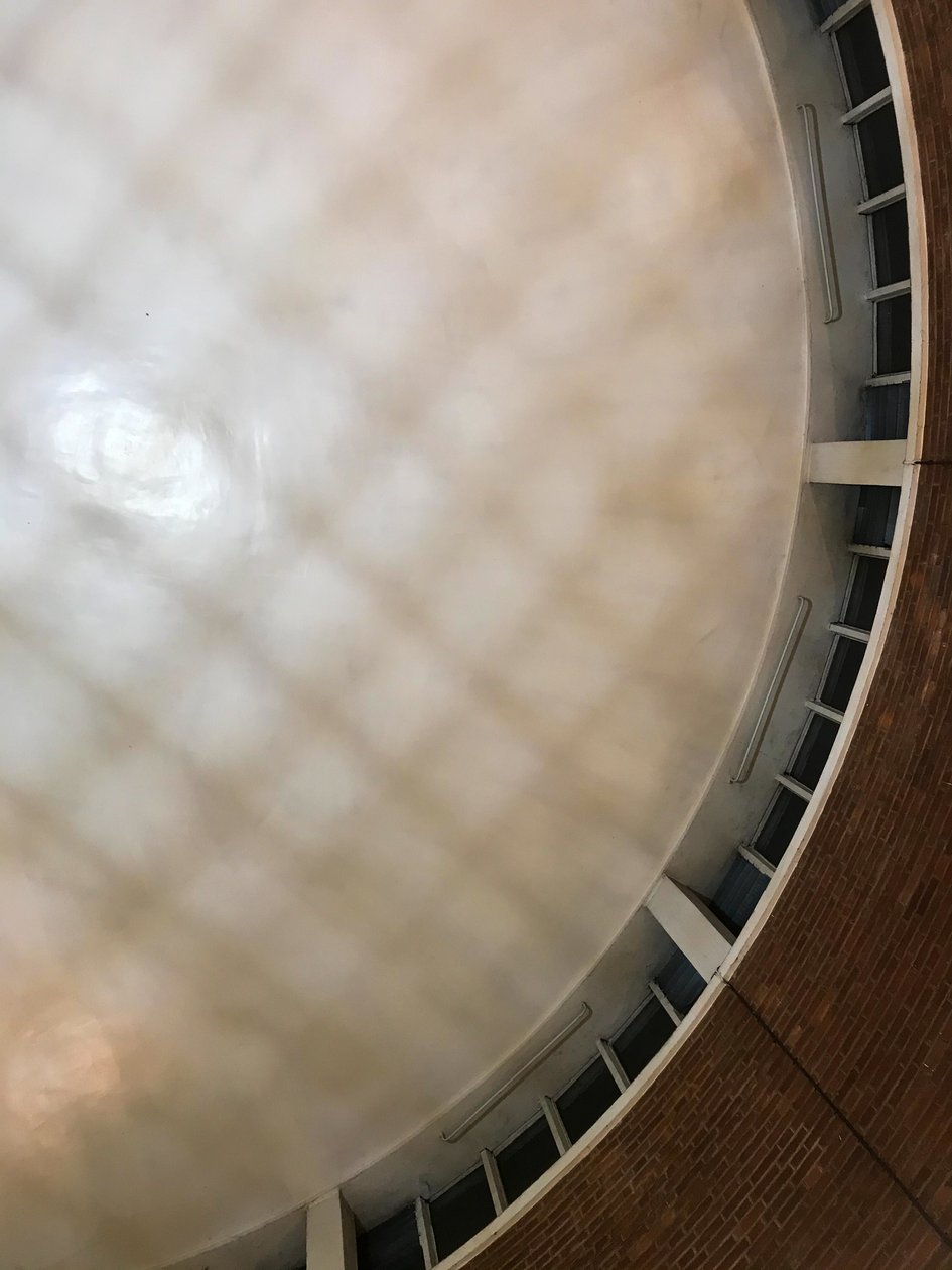 构图 - 建筑 - 细节, 2020 (照片) 作者 塞西尔·贾梅特