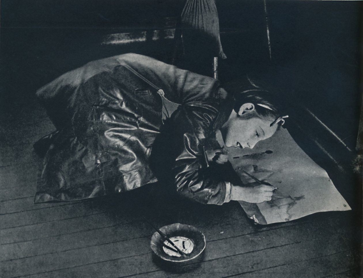 1941年，一个留在后面的小女孩想像一下该国的跋涉 作者 塞西尔·比顿（Cecil Beaton）