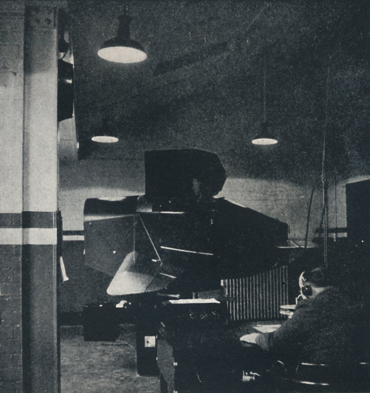 盲人飞行教学，1941年 作者 塞西尔·比顿（Cecil Beaton）