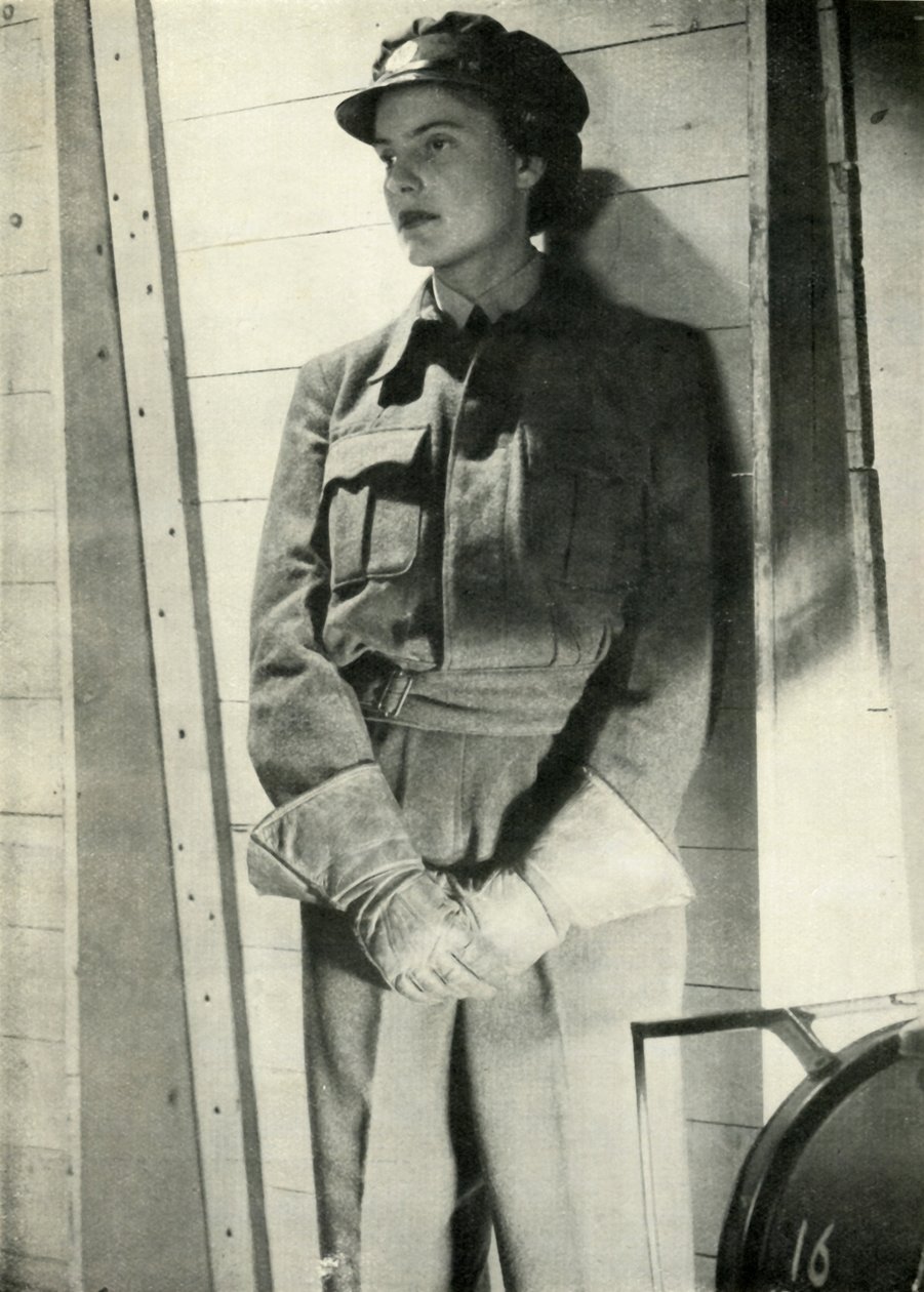 MT驱动程序，c1943。 作者 塞西尔·比顿（Cecil Beaton）