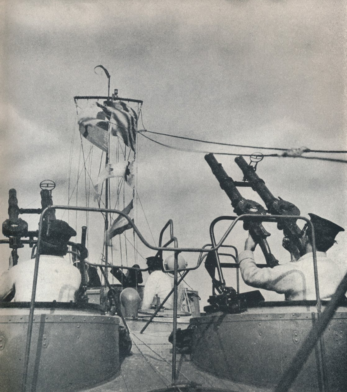 马克结束！，1941年 作者 塞西尔·比顿（Cecil Beaton）