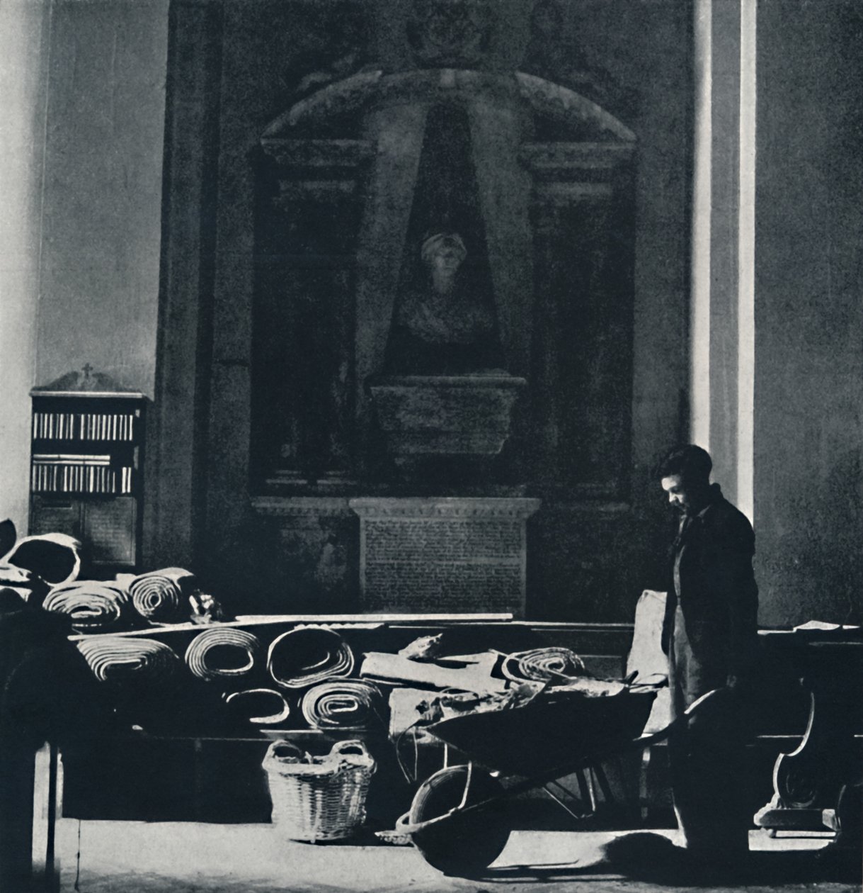 第一次闪电战后的圣玛丽勒波。现在被摧毁，1941年 作者 塞西尔·比顿（Cecil Beaton）