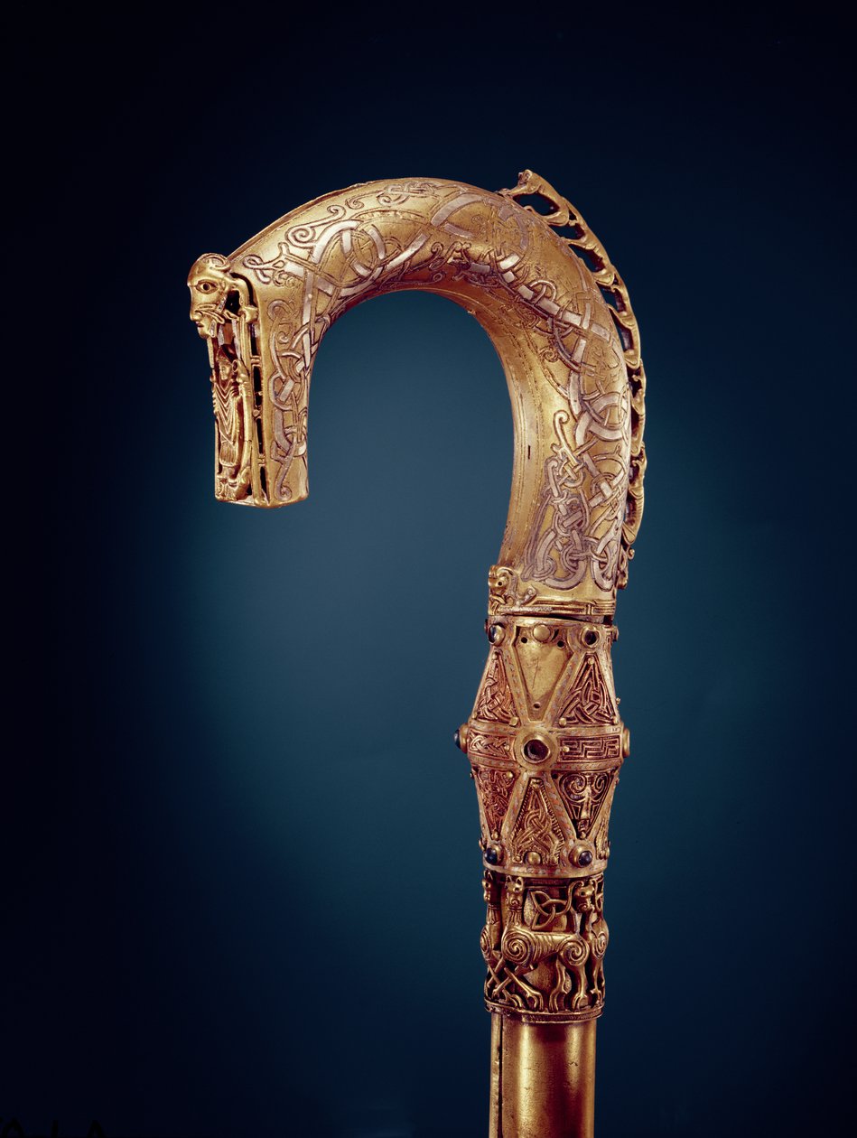 Clonmacnoise Crozier，Offaly郡，维京时代（用镶嵌银制成的青铜包裹的木头） 作者 凯尔特人