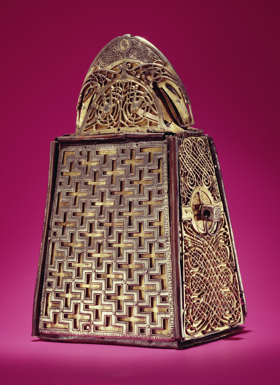 圣帕特里克钟楼，阿马，阿玛郡，维京时代，c.1100（青铜与银色和金色花丝，水晶和玻璃）（另见344383-84） 作者 凯尔特人