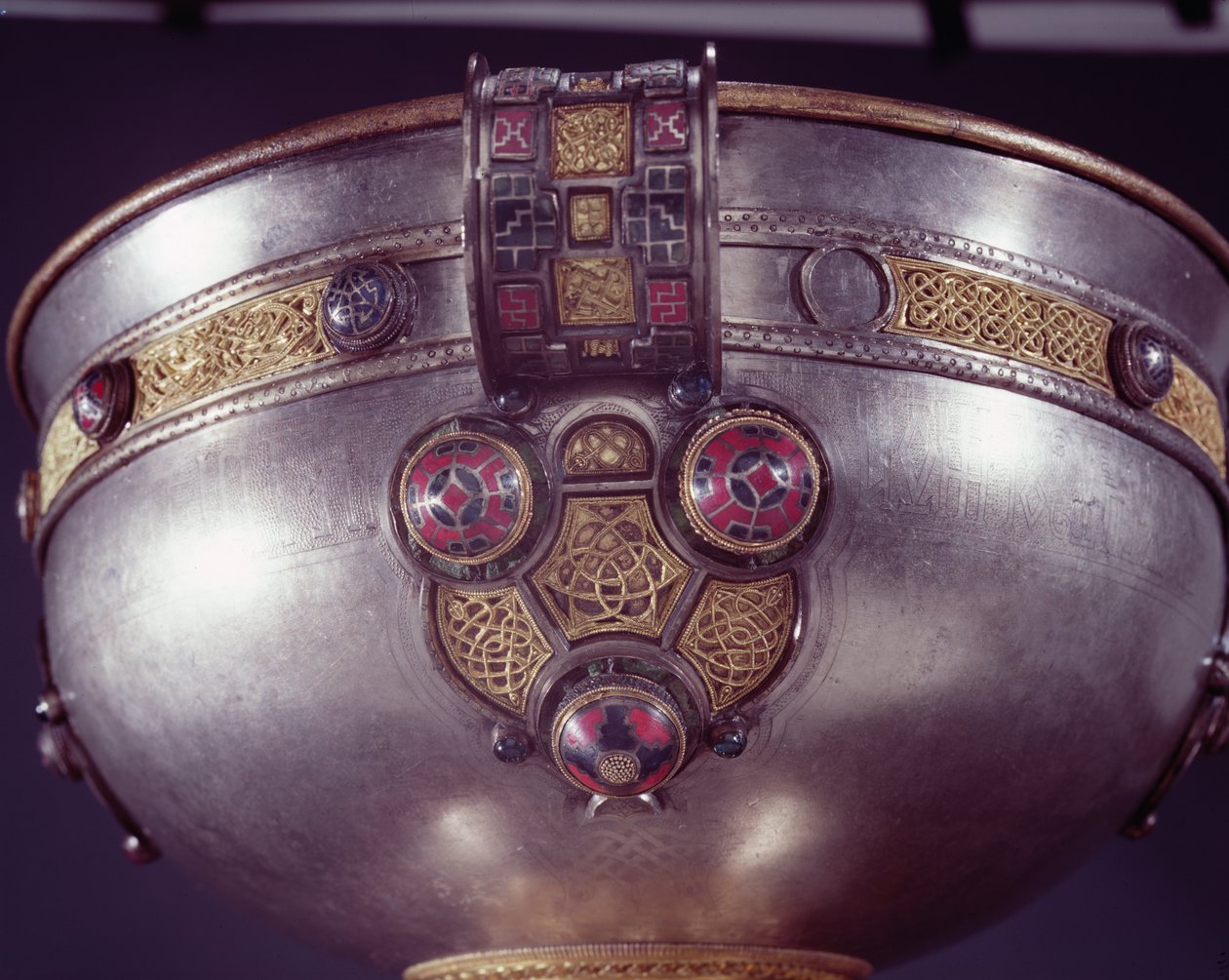 Ardagh Chalice，Reerasta，County Limerick银色，银色镀金，珐琅，黄铜和青铜细节228699 作者 凯尔特人