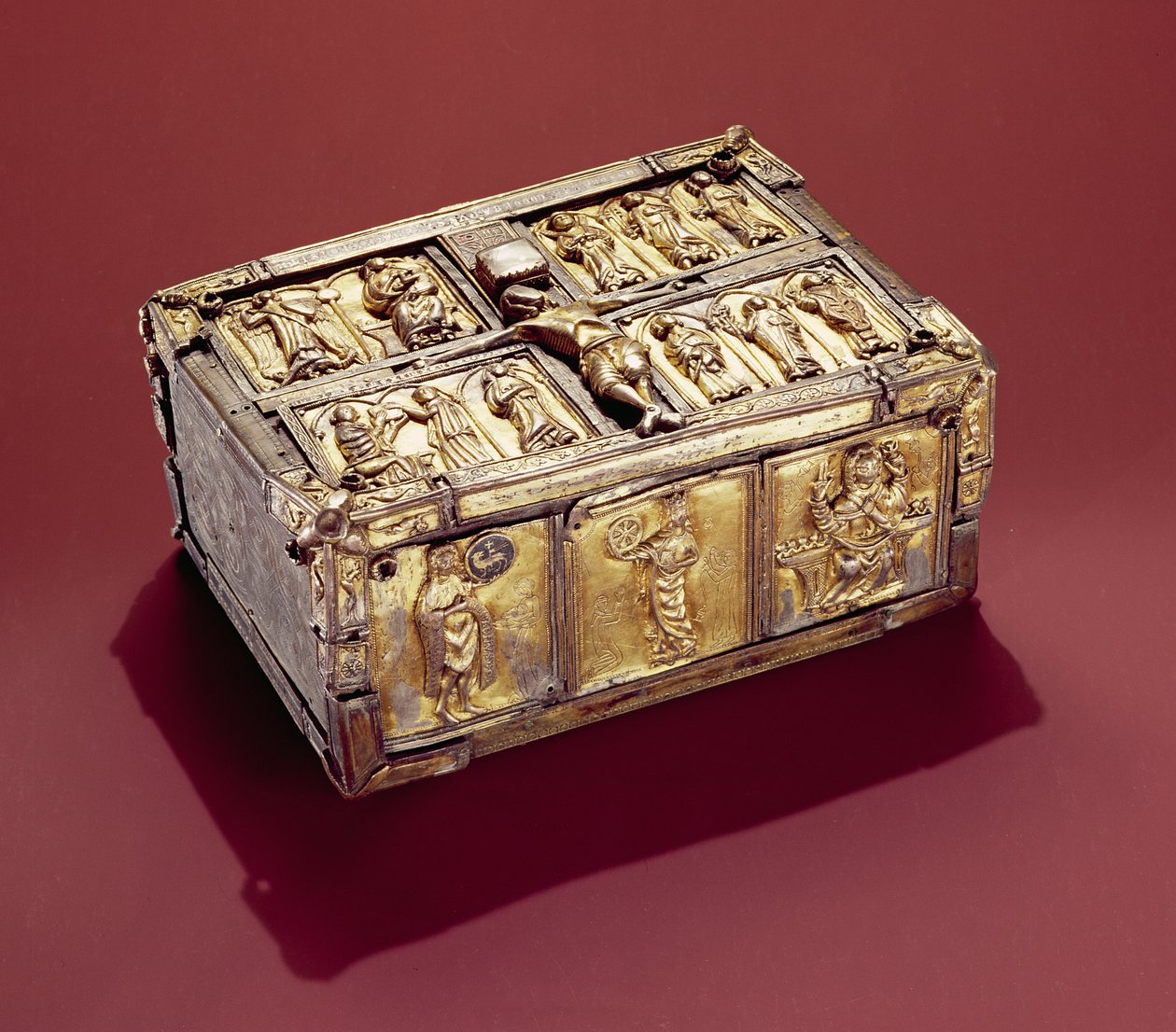 Domnach Airgid书神社，克隆，莫纳汉郡，8世纪，改建于c.1350（红豆杉覆盖着镀锡青铜和银镀金板） 作者 凯尔特人