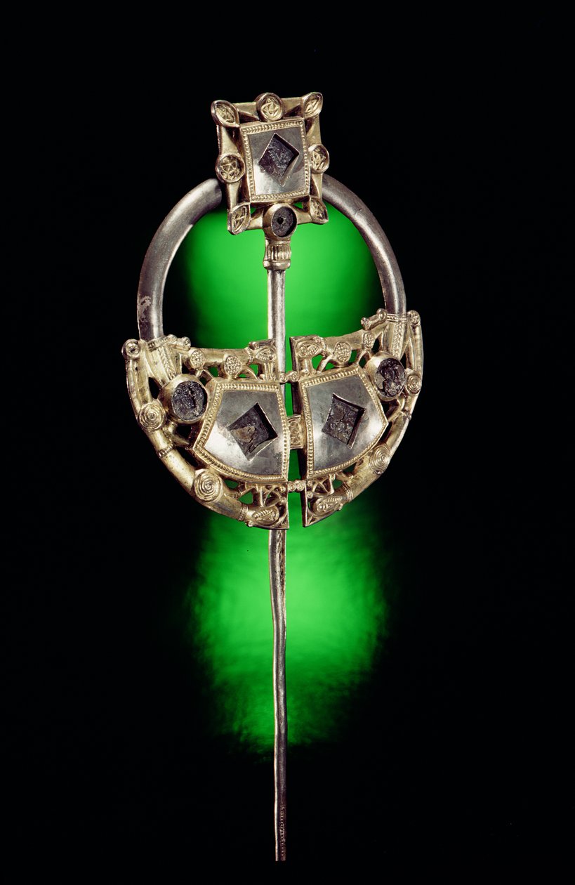 Annular胸针，Ardagh Hoard，Reerasta，County Limerick，Viking Age（银镀金） 作者 凯尔特人