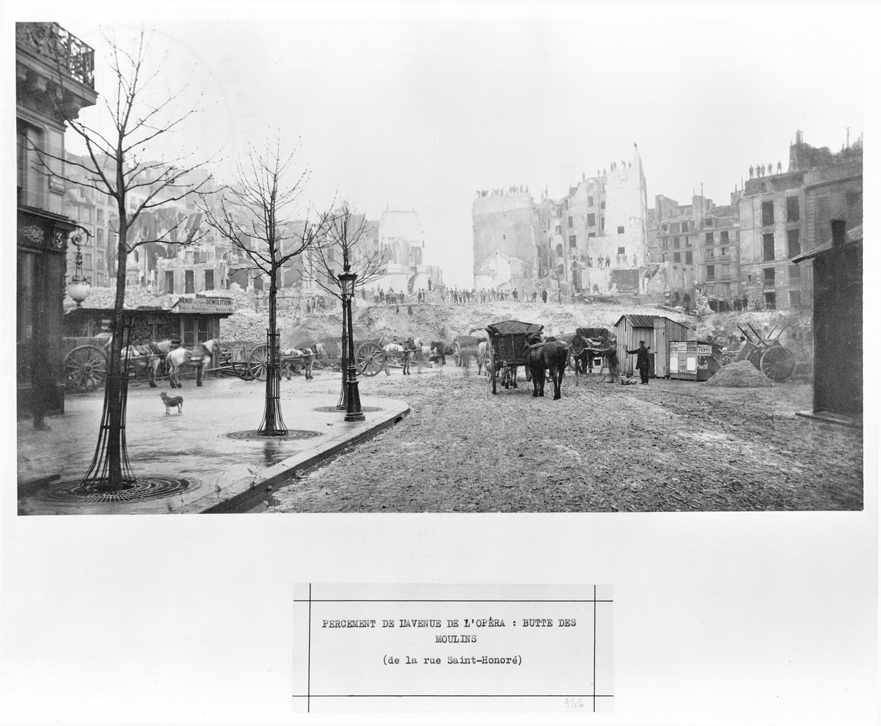 1858年至1878年在巴黎rue Saint-Honore建造歌剧大道Butte des Moulins 作者 查尔斯·马维尔