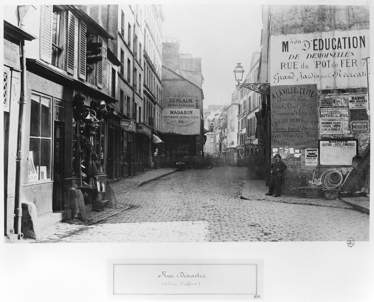 Rue Descartes，来自巴黎Rue Mouffetard，1858-78 作者 查尔斯·马维尔