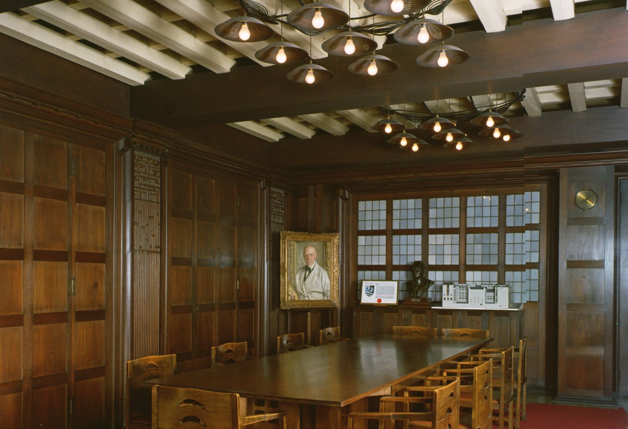 董事会会议室的视图，建于1897-99 作者 查尔斯·雷尼·麦金托什