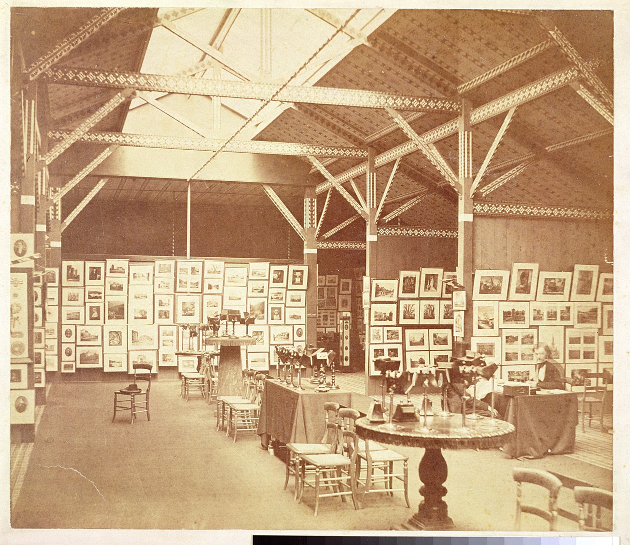 1858年南肯辛顿博物馆摄影协会展览（bw photo） 作者 查尔斯·瑟斯顿·汤普森