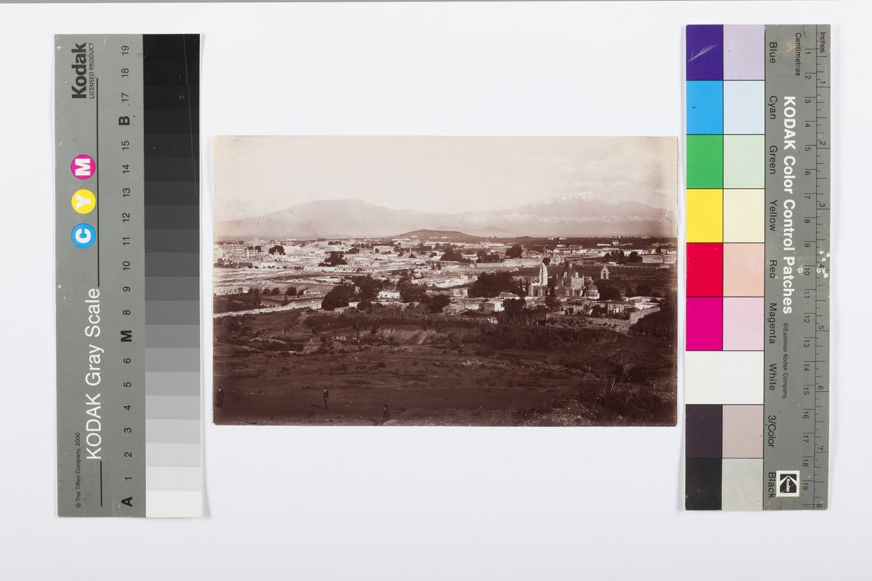 Orizaba峰和定居点，c.1900（蛋白印刷品） 作者 查尔斯·伯林格姆·韦特