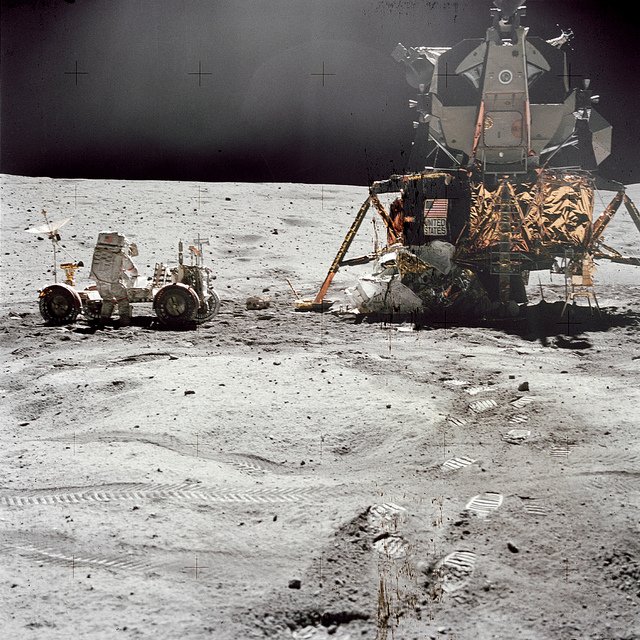 1972年4月21日，阿波罗16号登月舱Orion在月球表面。 作者 查尔斯·杜克