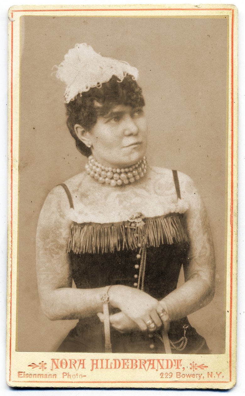 Nora Hilderbrandt的肖像，c.1893（内阁照片） 作者 查尔斯·艾森曼