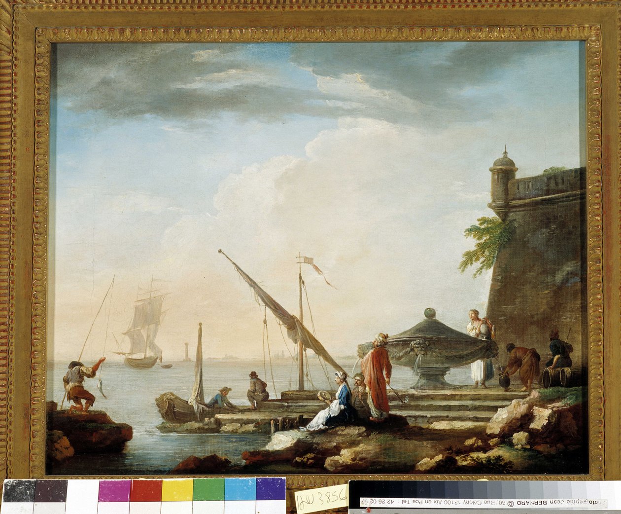 地中海港口的喷泉。 Charles Francois Grenier de la Croix dit Lacroix de Marseille (1720-1782) 的绘画，私人收藏，马赛。 作者 查尔斯·弗朗索瓦·格里尼尔·德拉克鲁瓦