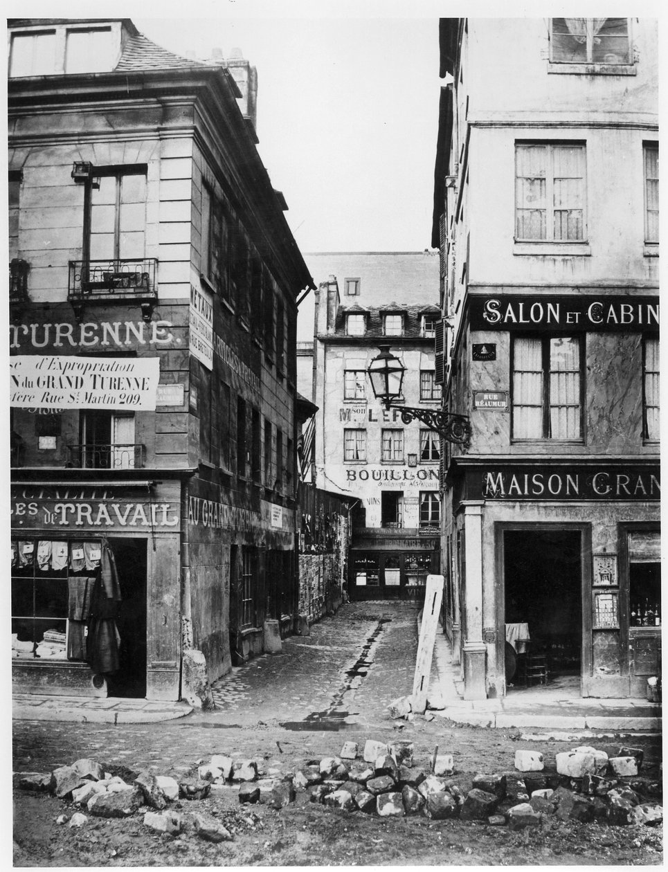 巴黎4 rue de Breteuil，从rue Reaumur向rue Vaucanson拍摄的视图，1858-78 作者 查尔斯·马维尔