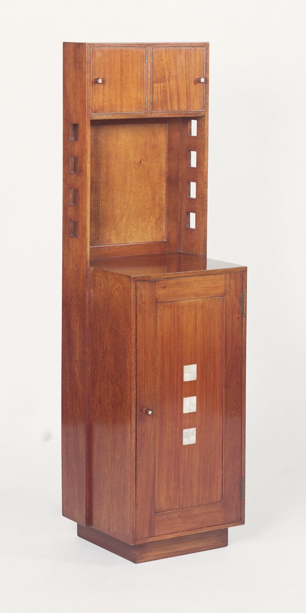 珍珠母镶嵌床头柜，1917年（桃花心木） 作者 查尔斯·雷尼·麦金托什