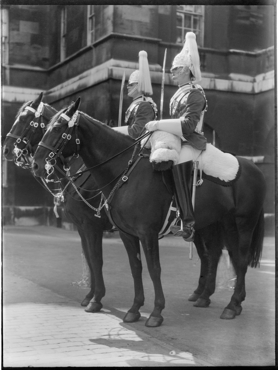 Horse Guards, Whitehall, Whitehall, City of Westminster, Greater London Authority, 1930s. 作者 查尔斯·威廉·普里克特
