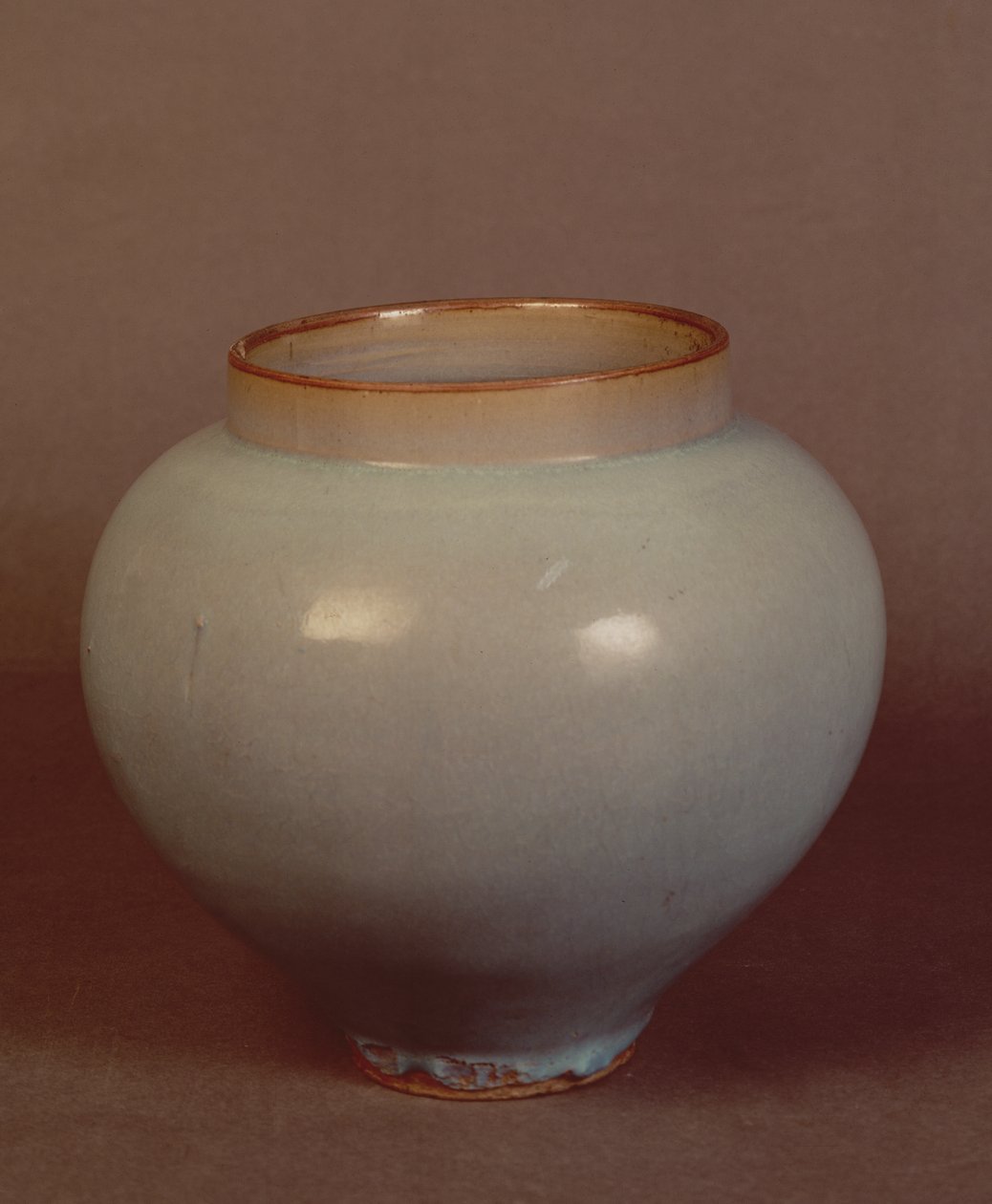 Chun-ware jar，宋朝（stone器） 作者 中文学校