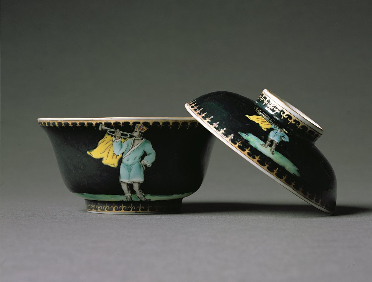 干隆时期（1736-95）c.1740（瓷器）的糖罐和盖子（另见314530） 作者 中文学校