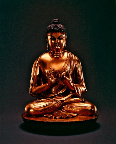 唐朝（618-907），八世纪初（D镀金铅青铜），Vairocana（Dari）佛像 作者 中文学校