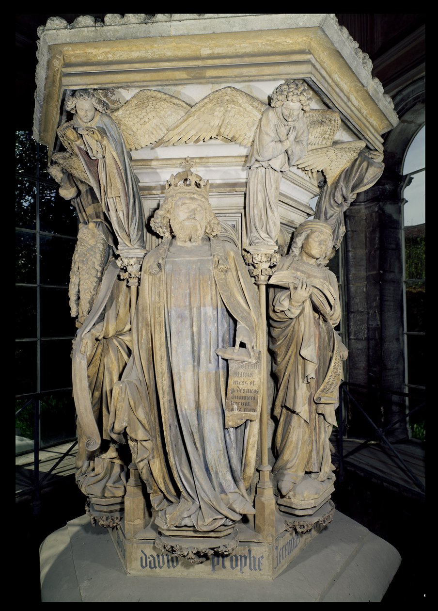 大卫王两侧是摩西和耶利米，摩西井的六角形基座的细节，1395-1404石头详情见86117-19 作者 克劳斯和马洛，让·斯劳特