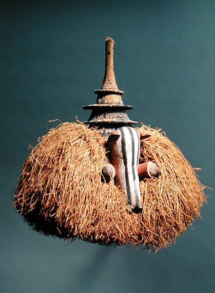 Zoomorphic Mask（木材和纤维）（另见181650,181652） 作者 刚果人
