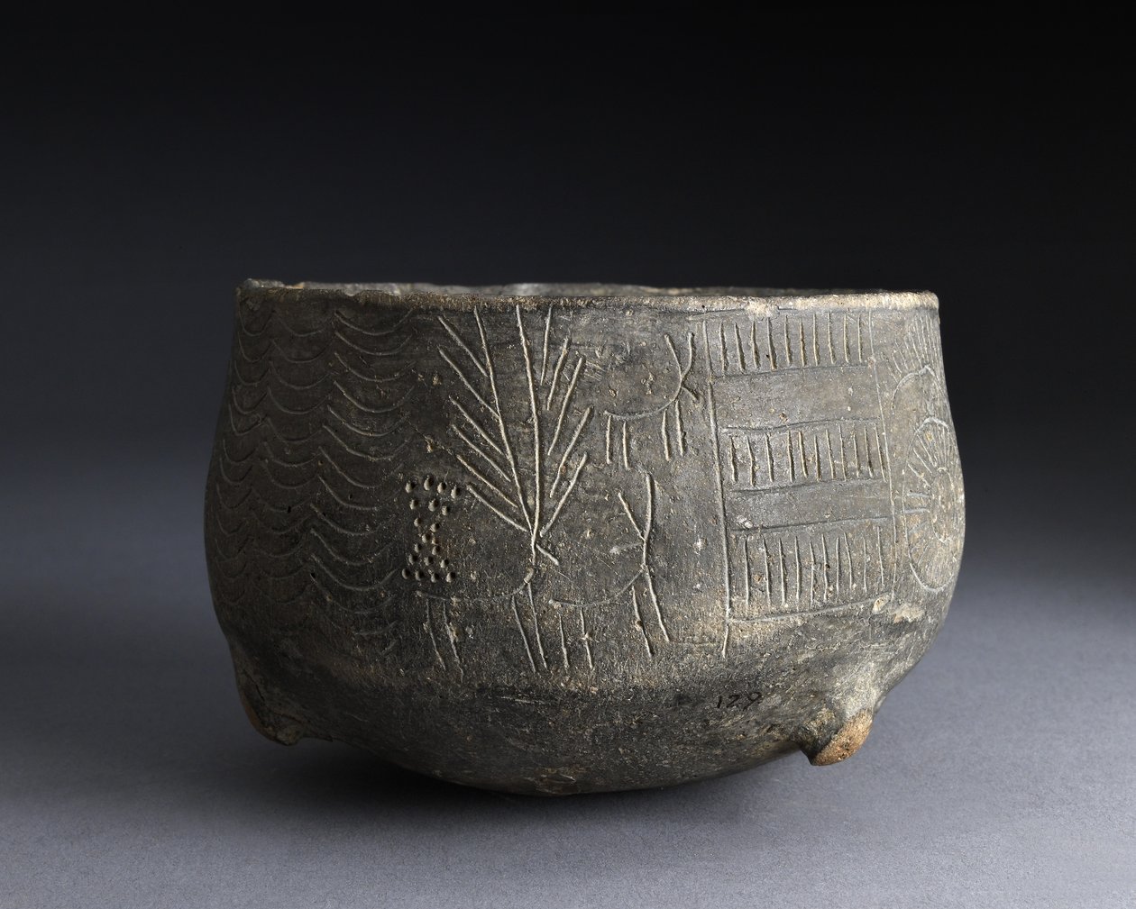 碗，切割装饰描绘雄鹿，来自西班牙Los Millares，铜器时代，公元前2000年（陶器） 作者 铜时代