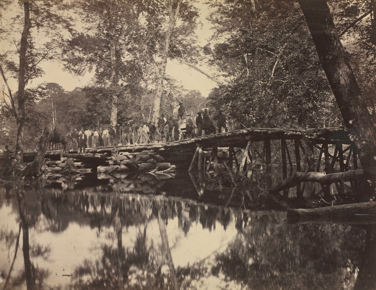 横跨Chickahominy的军事大桥，弗吉尼亚州，1862年。 作者 戴维·伍德伯里（David B.Woodbury）