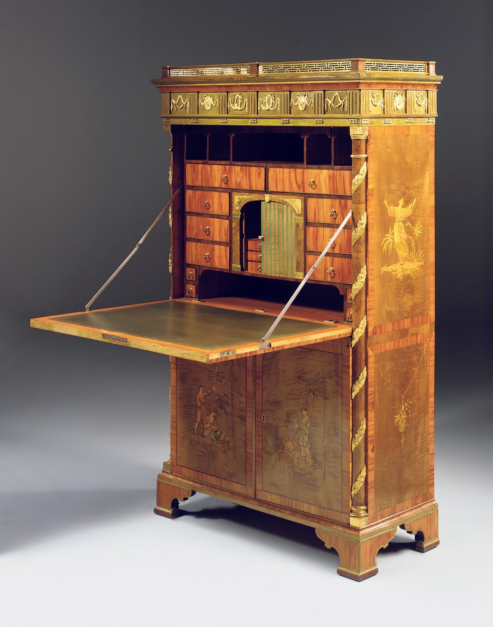 新古典主义的抄书员，约于1775年（ormolu安装的梧桐，毛刺紫杉，染色的郁金香木和镶嵌），另请参见491918-20） 作者 戴维·伦琴